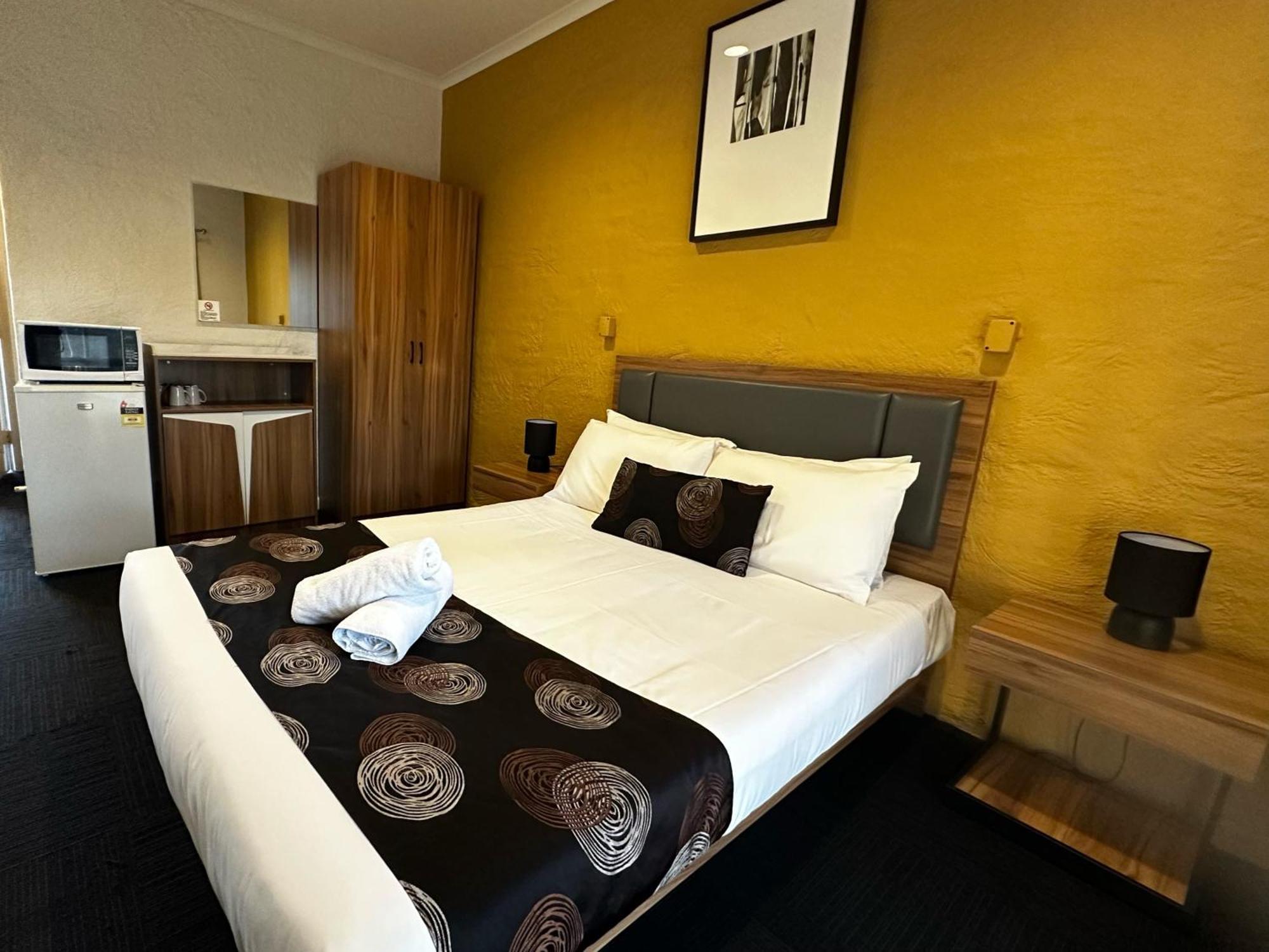 Greensborough Motel Melbourne City Exterior foto